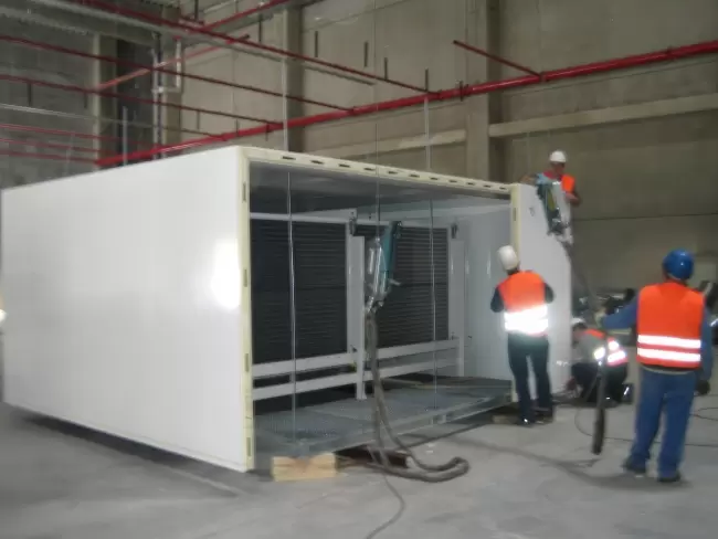  Penthousekühler Montage unter Dachkonstruktion 001-topaz-enhance.jpg